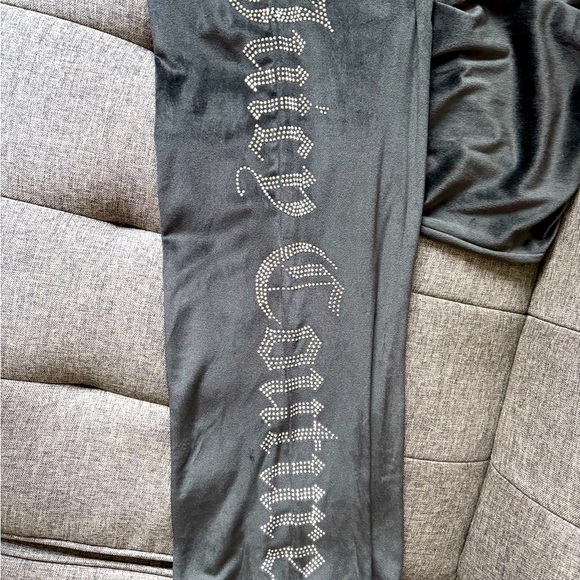 Juicy Couture Black Track Pants with Comfortable Fit - Picture 3 of 4